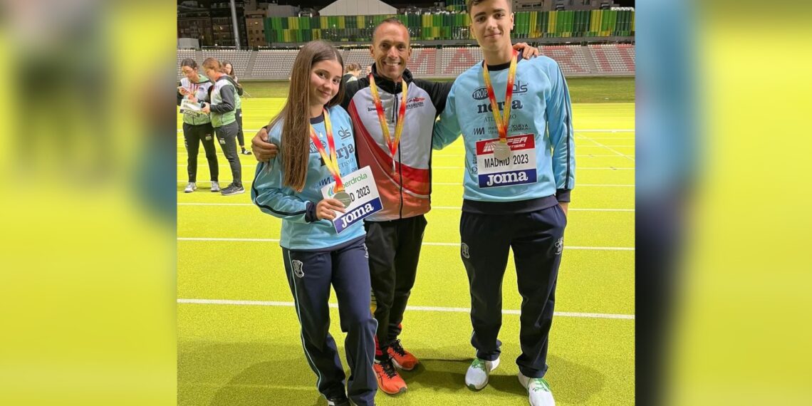 Los atletas, María Borondo y Hugo Torres, subcampeones de España