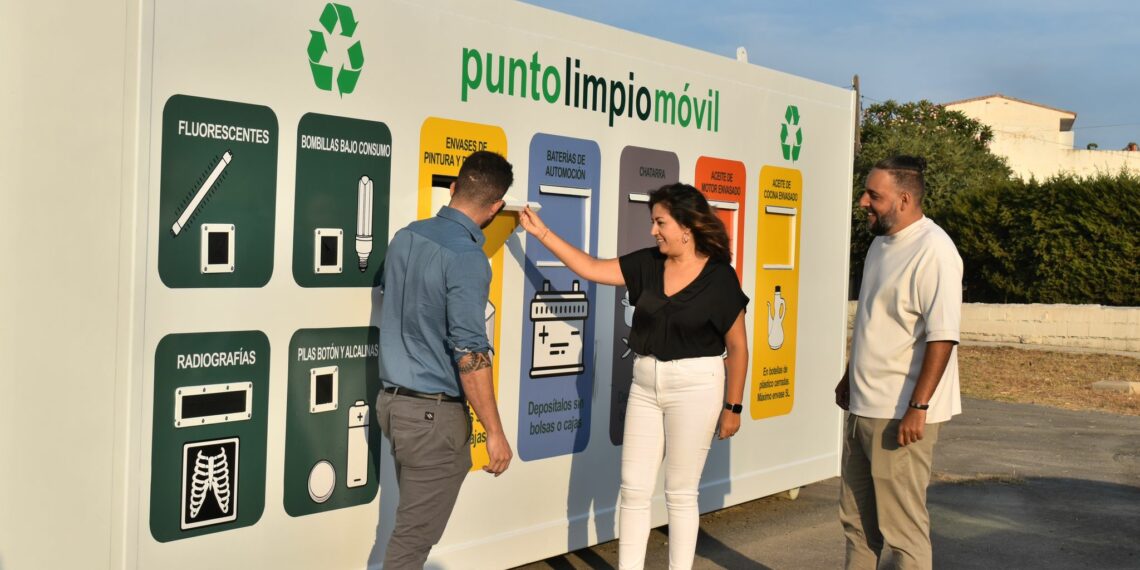 Mijas estrena dos puntos limpios en Las Lagunas y La Cala