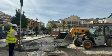 Fuengirola renovará la plaza de Andalucía de Los Boliches con espacios más atractivos para niños y vecinos