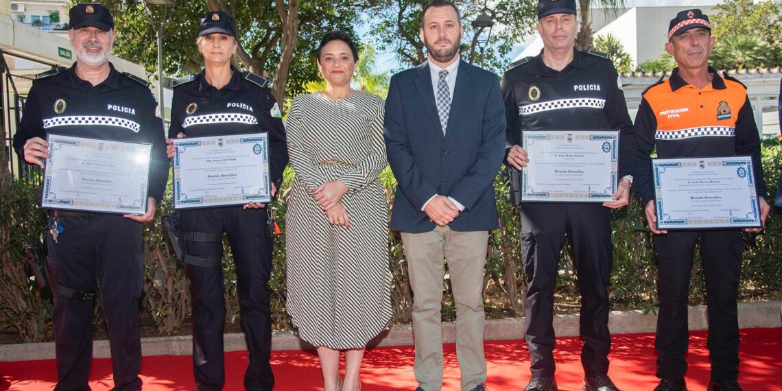 Del Cid anuncia la convocatoria de 12 plazas para la Policía Local de Torremolinos el próximo año