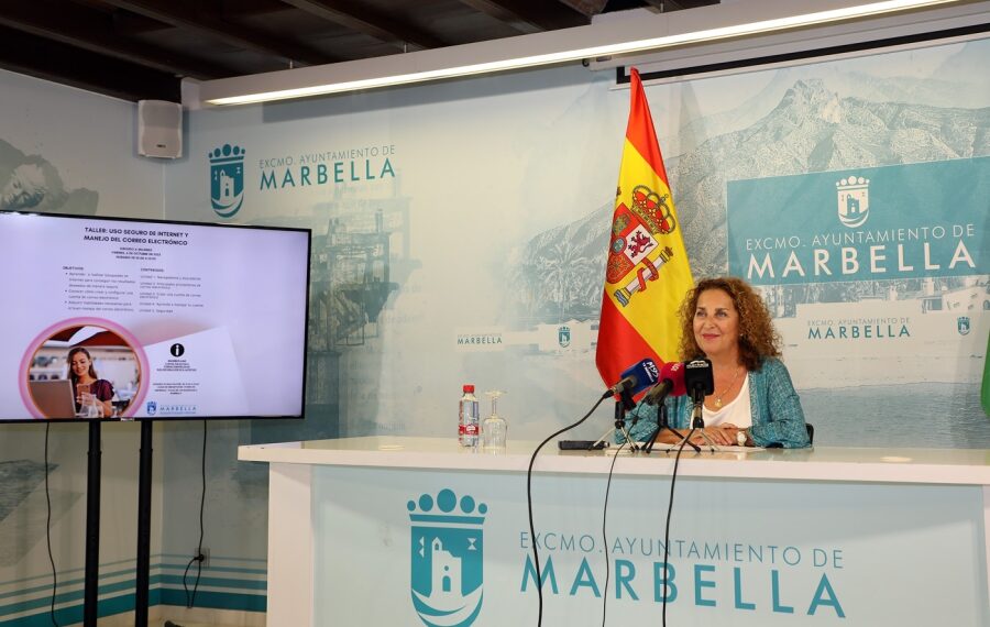 Ofertadas 72 plazas en seis talleres gratuitos de alfabetización digital para mujeres