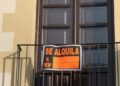 Crisis de vivienda en la Costa del Sol: «Entre el alquiler y los gastos se me van cada mes 1.300€»