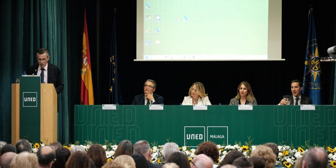 Comienza el nuevo curso académico de la UNED con cerca de 5.000 estudiantes malagueños