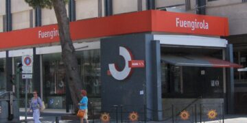 Fuengirola pide al Gobierno que acabe con los retrasos del tren de Cercanías a Málaga