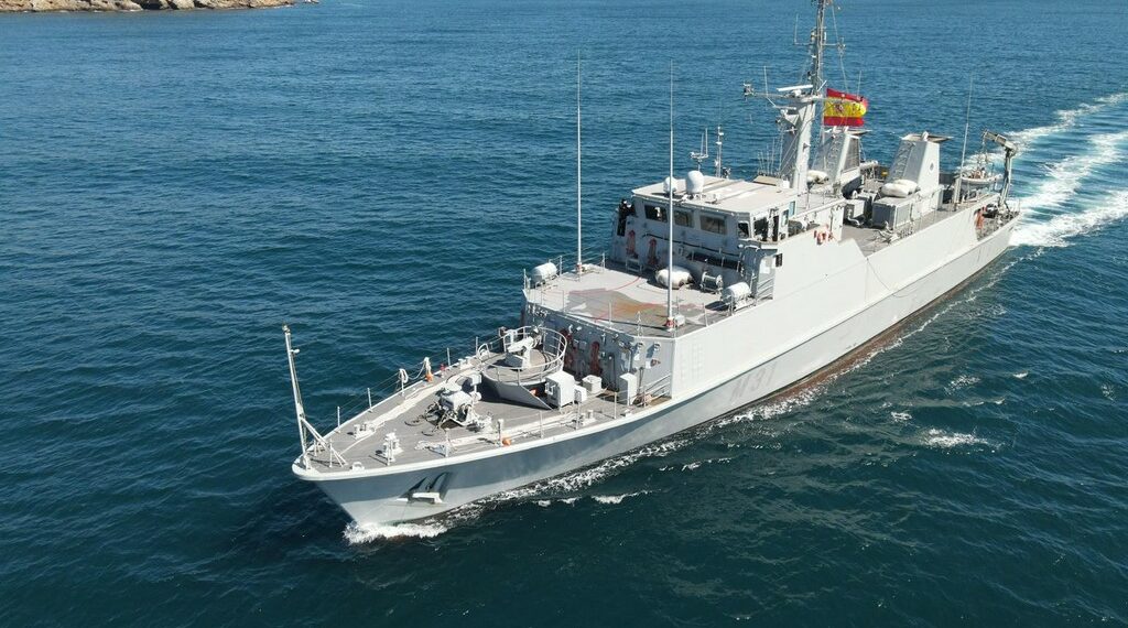 Los cazaminas ‘Segura’ y ‘Sella’ hacen escala en el puerto de Málaga