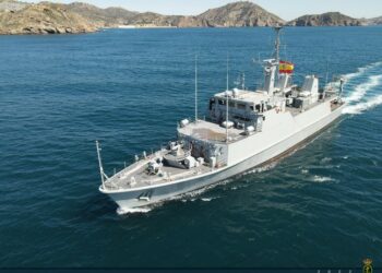 Los cazaminas ‘Segura’ y ‘Sella’ hacen escala en el puerto de Málaga