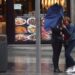 La lluvia intensa, el viento y el oleaje ponen en riesgo este jueves a la Costa del Sol