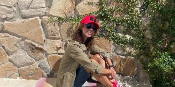 La actriz Maribel Verdú visita el Restaurante Sarmiento de Casares