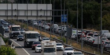 La DGT prevé más de 7,4 millones de desplazamientos en el Puente del Pilar