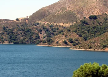 El pantano de la Concepción encara el otoño con un 20% menos de agua que hace un año