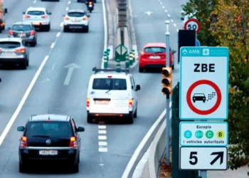 Marbella da los primeros pasos para establecer la zona de bajas emisiones en el casco histórico