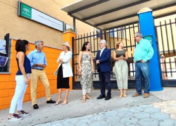 PSOE pide a los alcaldes del PP que presionen a la Junta para que solucione las actuales carencias educativas