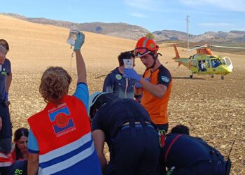 Herido un parapentista al realizar la maniobra de aterrizaje en un paraje de Ronda