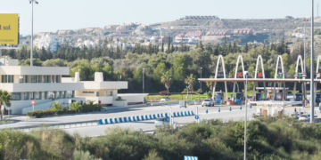 Bajan los precios de la AP-7 con la entrada de la temporada baja