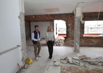 La obra que transformará la antigua Escuela Oficial de Idiomas en un edificio con 18 apartamentos durará un año