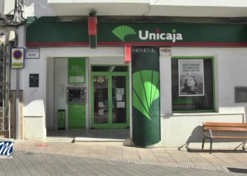 El Ayuntamiento de Manilva continúa buscando fórmulas para que llegue una sucursal bancaria al municipio