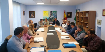 Ayuntamiento, empresarios y vecinos del Polígono Industrial La Ermita buscan mejorar la seguridad y movilidad de la zona