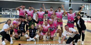 El CD Costa del Voley continúa luchando en zona alta