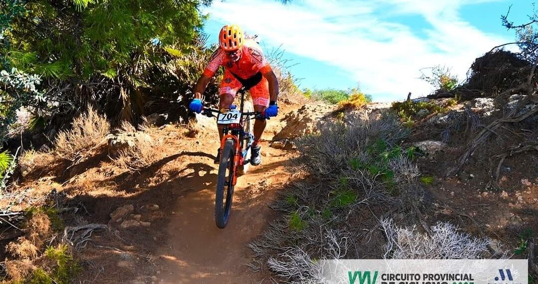 Julio Sierra, campeón del XXV Circuito Provincial de Ciclismo de la Diputación de Málaga en rally
