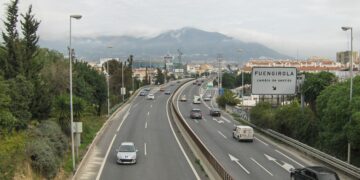 Una colisión múltiple provoca retenciones en la A7 en Las Lagunas de Mijas