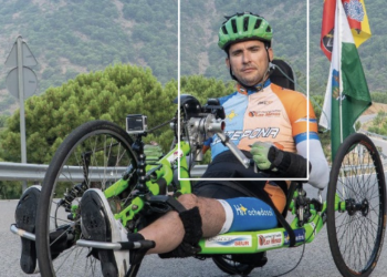 Alejandro Navarro: «Nunca pensé que ser diferente me convertiría en un referente»