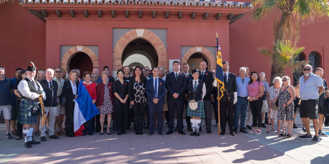 Benalmádena recuerda el aniversario del Armisticio del 11 de noviembre con un emotivo acto en el Castillo El Bil Bil
