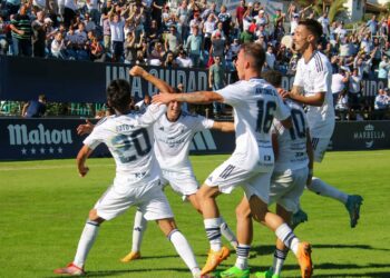 El Marbella FC vuelve a hacerse con la victoria en el minuto 94