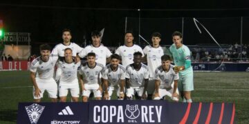 El Marbella sacó su garra ante un gran Racing de Ferrol