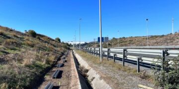 Comienzan las obras para instalar las pantallas que mejorarán la calidad acústica en la zona de Juan Benítez