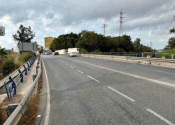 Seis empresas optan a construir las pasarelas peatonales sobre la A-7 en la avenida Clemente Díaz de Fuengirola