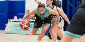 El CAB Estepona Jardín de la Costa del Sol gana a otro favorito en el Pineda con un 78-58