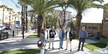 Culminada la recuperación de 570 metros cuadrados de zonas verdes junto al CEIP Al-Ándalus de San Pedro con un diseño moderno y accesible