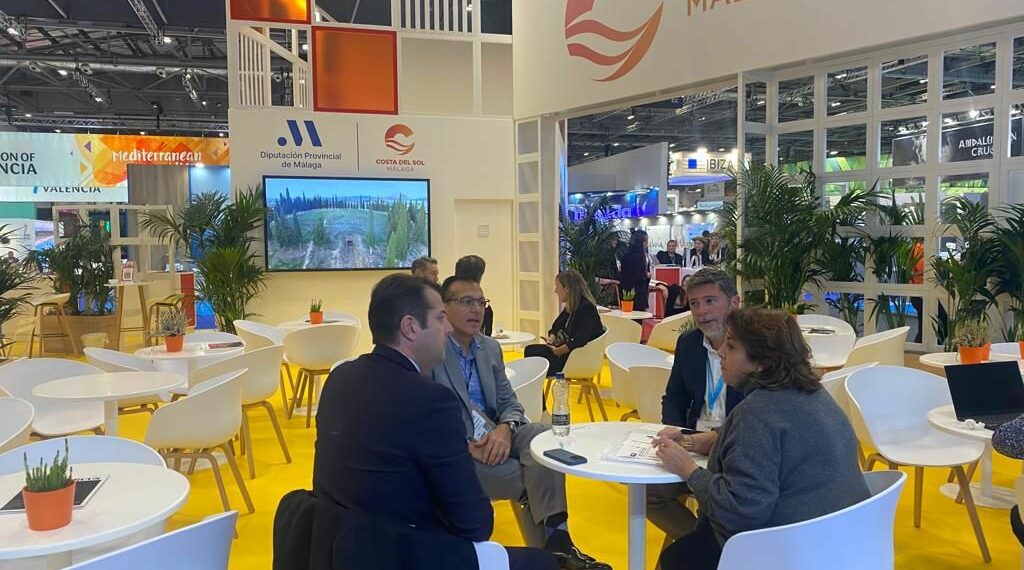Marbella centra su última jornada de la WTM de Londres en avanzar acuerdos y acciones con Virtuoso e Invoyage