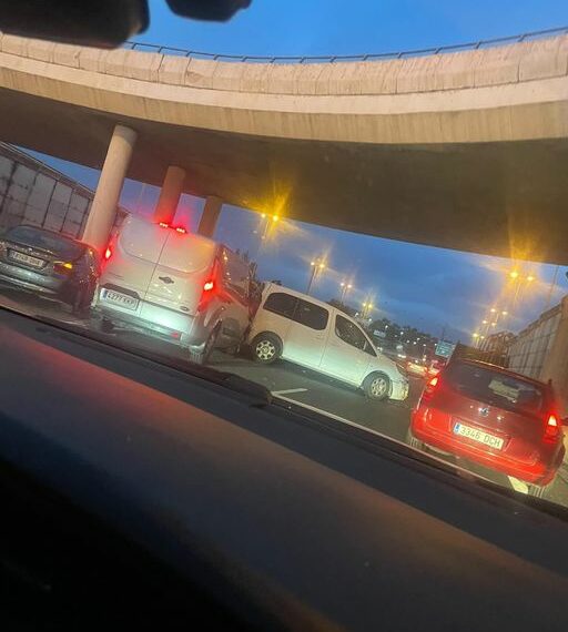 Una nueva colisión entre un camión y un turismo se suma al goteo diario de accidentes en la AP7