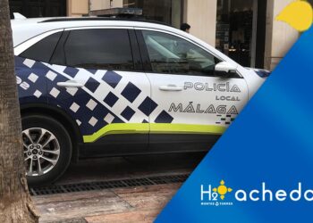 Un ciudadano entrega a la Policía Local de Málaga una cartera con 930 euros que encontró en la calle