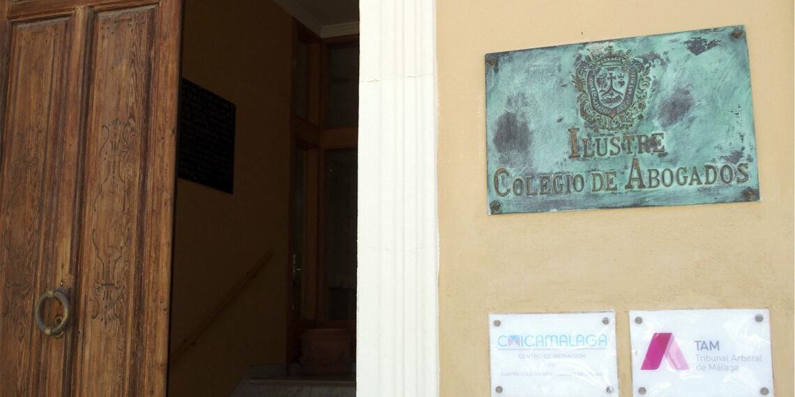 Abogacía de Málaga rechaza actuaciones que supongan «cualquier tipo de injerencia en la separación de poderes»