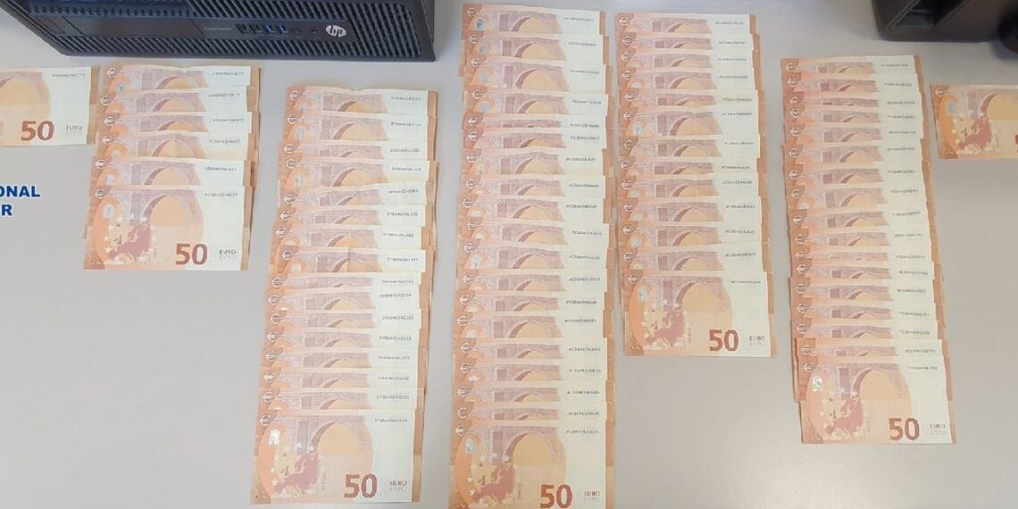 Desarticulan una red que introducía billetes falsos de 50 euros a gran escala