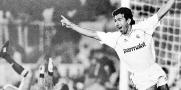 Fuengirola recuerda a su futbolista más querido