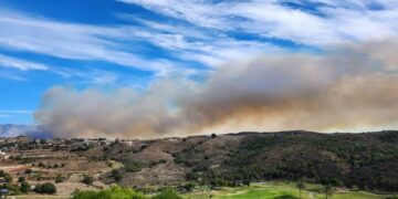 Estabilizado el incendio declarado en Mijas y los vecinos podrán volver a sus casas