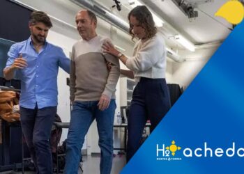 Un paciente con Parkinson vuelva a caminar gracias a una neuroprótesis