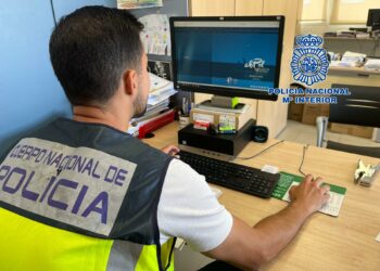 Dos detenidos en Málaga y Sevilla por distribuir de forma ilegal contenido audiovisual deportivo