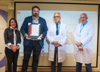 El Hospital Regional Universitario de Málaga recibe la certificación de excelencia en la atención de la EII