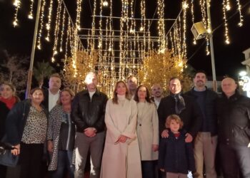 Mijas arranca la Navidad con el encendido del alumbrado
