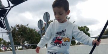 Daniel, un pequeño de cuatro años que busca ayuda para seguir con su terapia