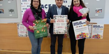 Comerciantes y empresarios de Benalmádena se unen para impulsar el comercio local en Navidad