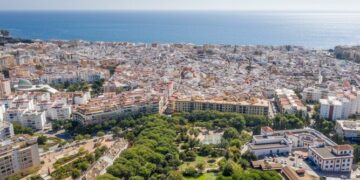 Estepona aprueba un nuevo Plan de Infraestructuras Hidráulicas que incluye la futura desaladora