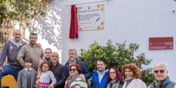 Estepona suma una nueva obra a su Ruta de la Poesía