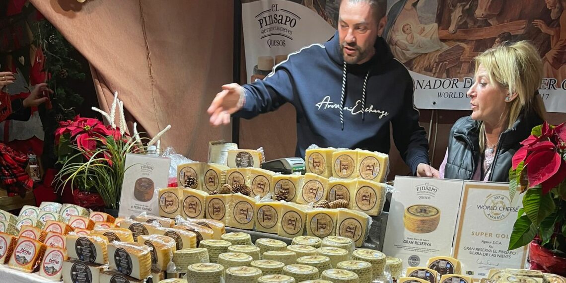 Así es el mercadillo navideño artesano que se instalará en el Puerto Deportivo de Estepona