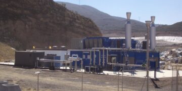 Un trabajador herido al caerle una pala en el vertedero de Valsequillo en Antequera