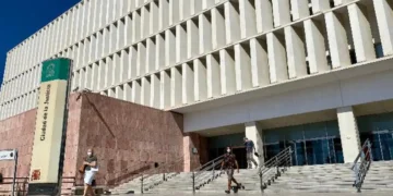 Condenado un vecino de Marbella por quedarse el Ford Mustang y el reloj de su amigo